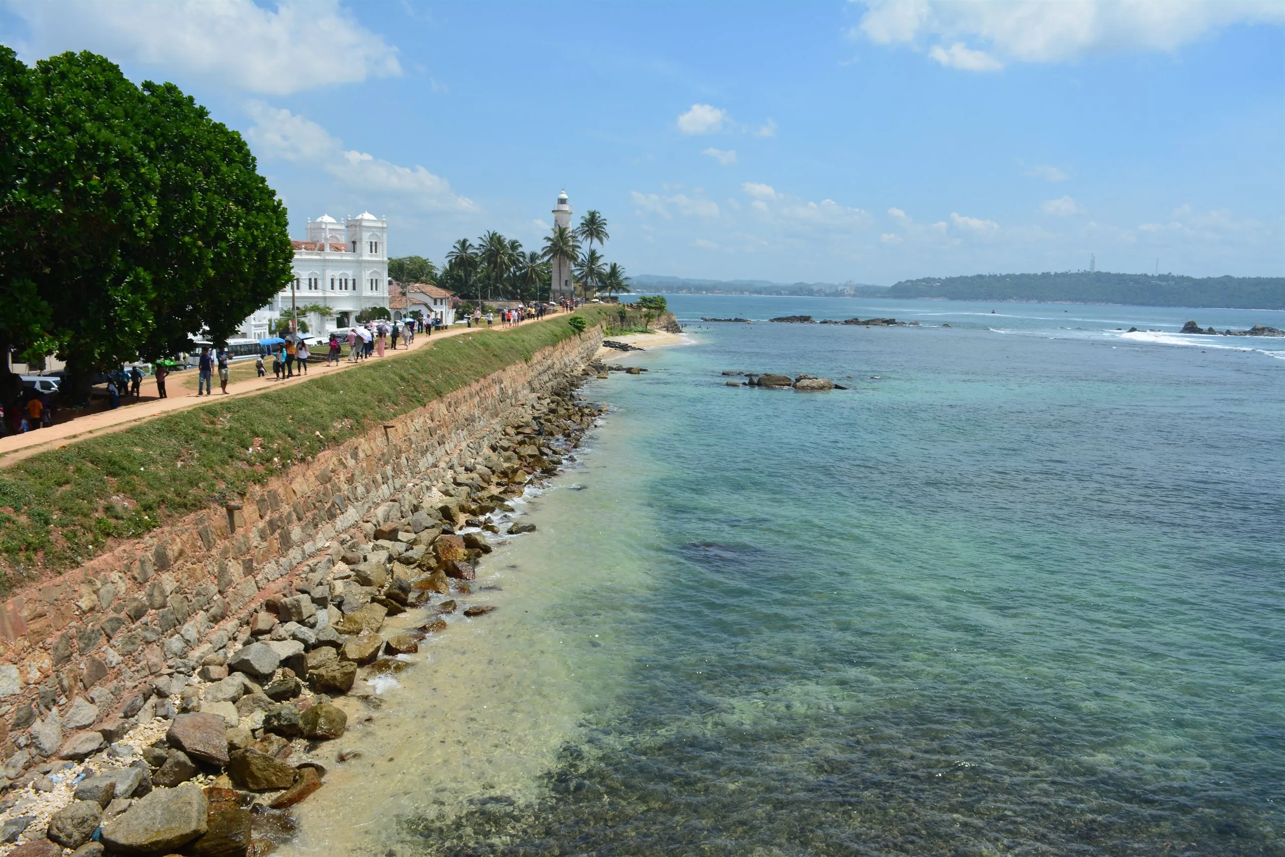Wall und Leuchtturm des Forts von Galle